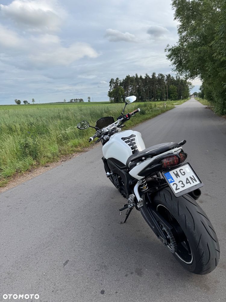 Yamaha FZ - 4