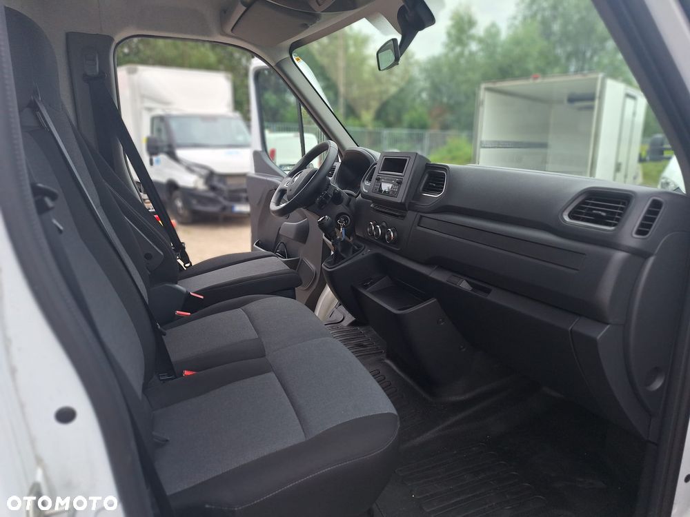 Renault Master Jegger laweta przewóz pojazdów pomoc drogowa 2,3 silnik 165KM krajowy - 26