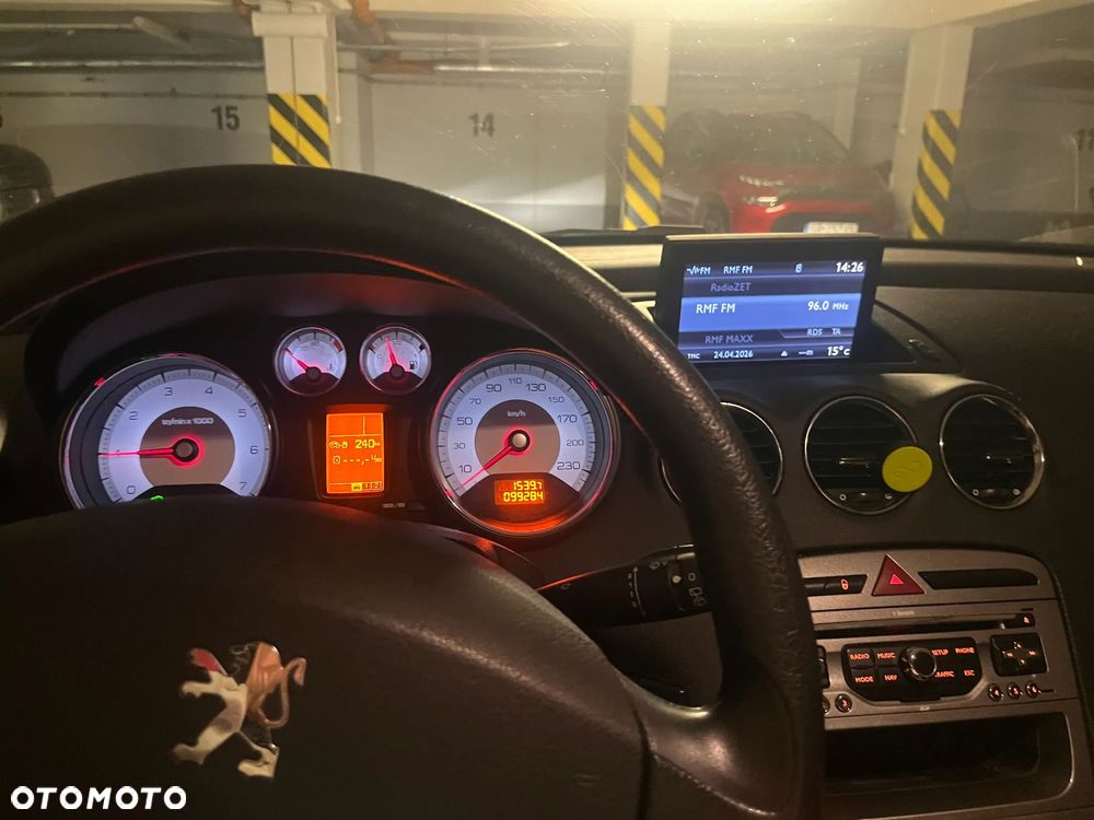 Peugeot 308 1.6 Trendy Navtech - 12