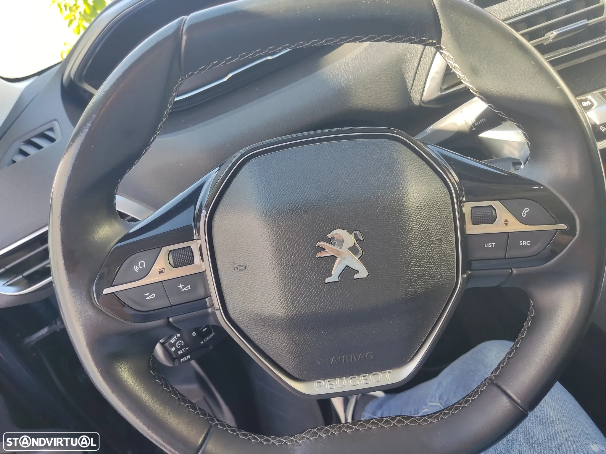 Peugeot 3008 1.5 BlueHDi Allure - 25