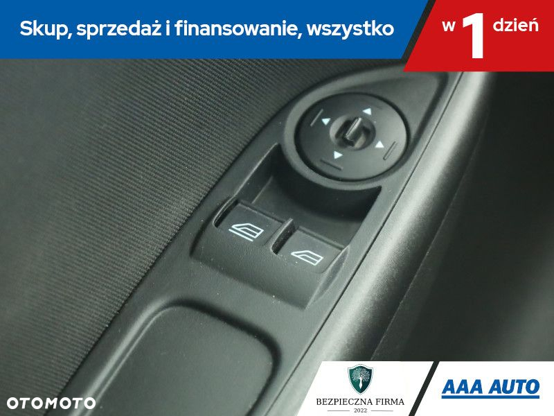 Ford Focus - 17