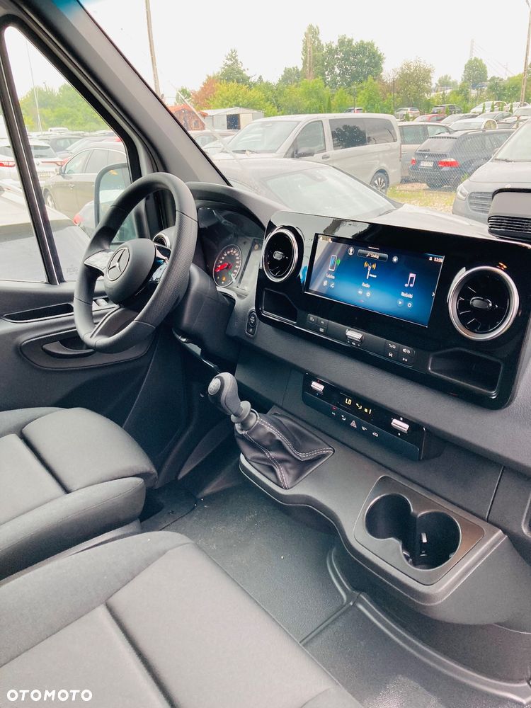 Mercedes-Benz Sprinter 319cdi - 7