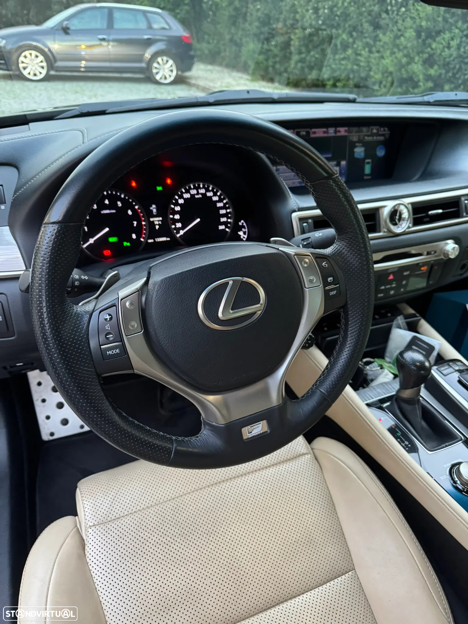 Lexus GS 300h F Sport - 9