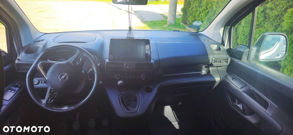 Opel Combo 1.2 Turbo Edition S&S - 8