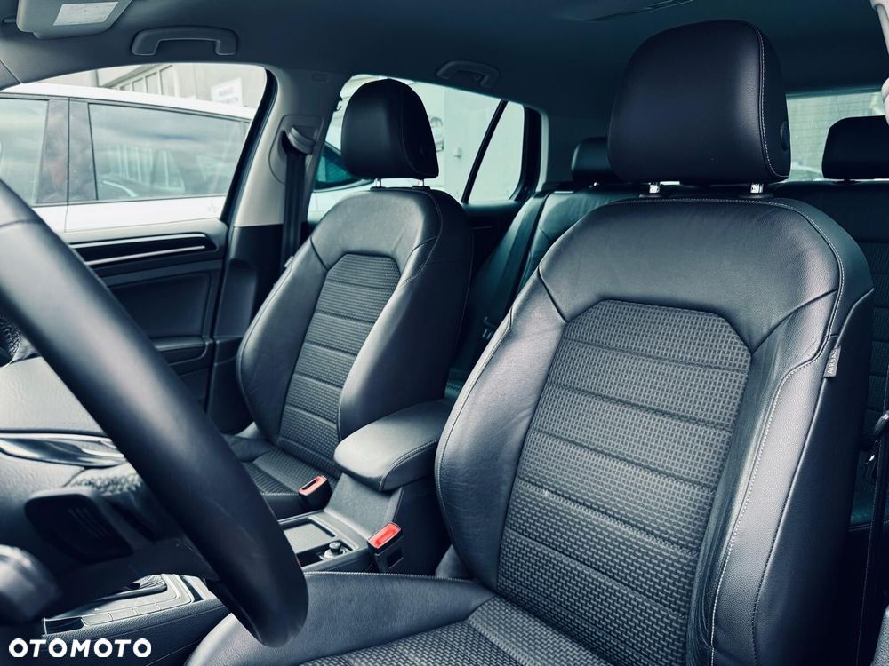 Volkswagen Golf 1.4 TSI BMT Highline DSG - 10