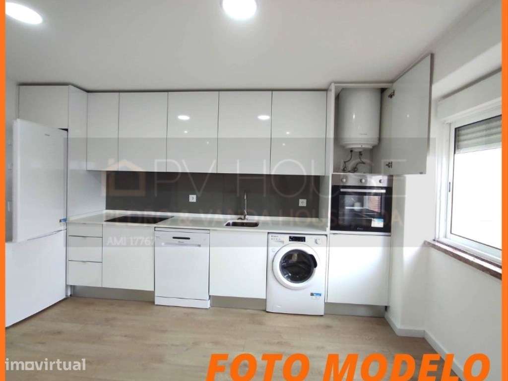 T1 Totalmente Remodelado com Elevador | Reboleira | Pronto a Habitar - Grande imagem: 2/12