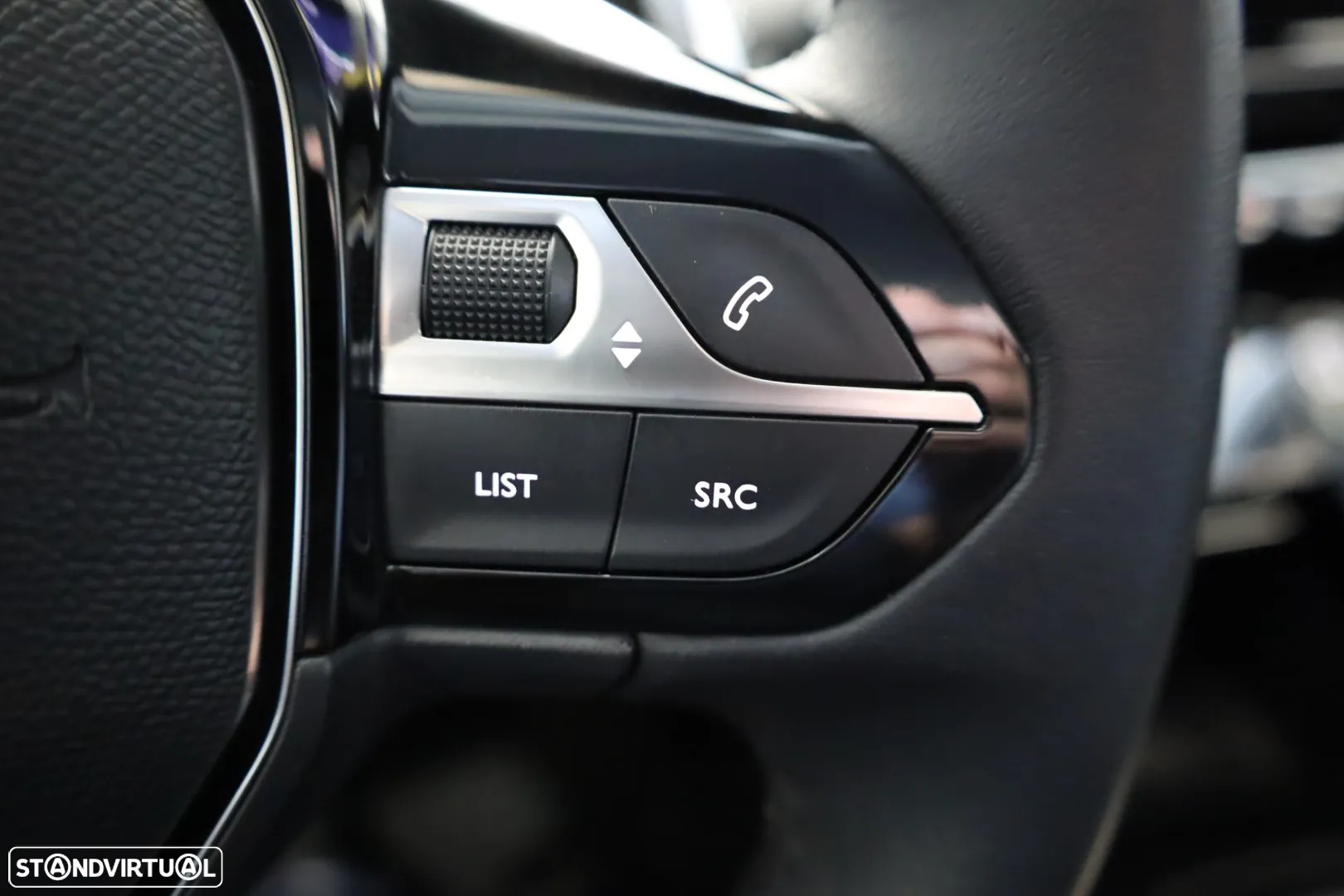 Peugeot 208 1.2 Hybrid Allure e-DCS6 - 40