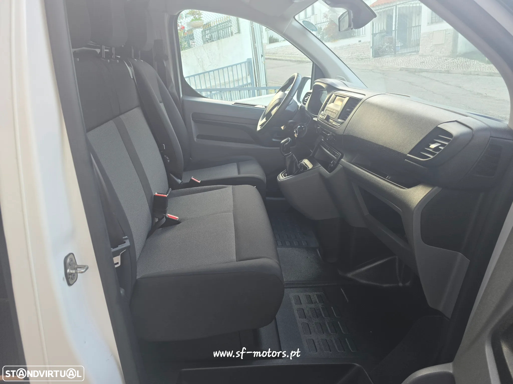 Peugeot Expert L2H1 - 25