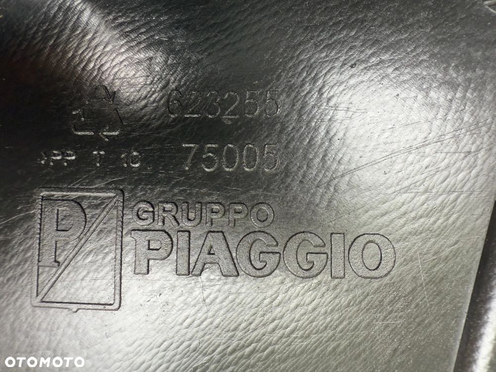 Nadkole spód  Piaggio MP3 125/250/400 /500  07-13r - 5