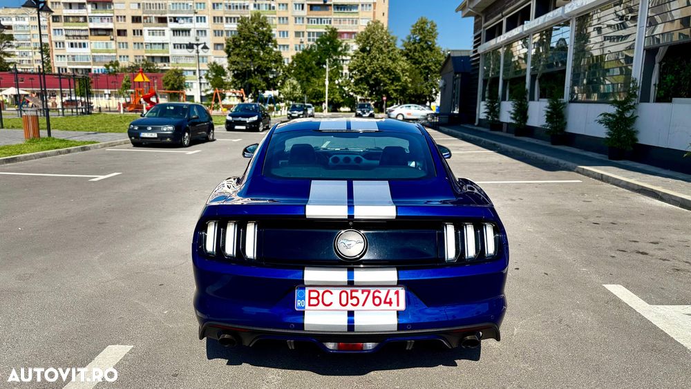 Ford Mustang 2.3 EcoBoost - 4