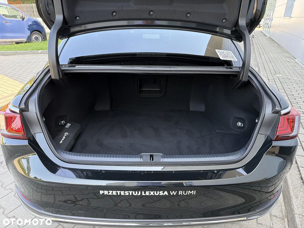 Lexus ES 300h Prestige - 11