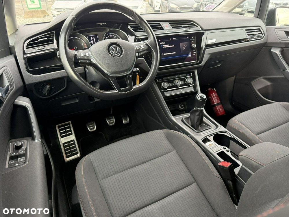 Volkswagen Touran 1.4 TSI (BlueMotion Technology) SOUND - 11