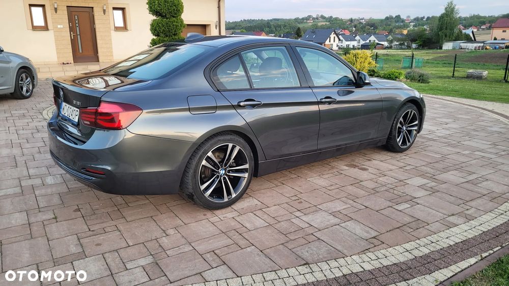 BMW Seria 3 318i GPF Sport Line Shadow - 4