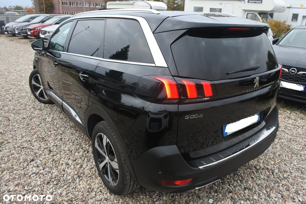 Peugeot 5008 2019 photo 4