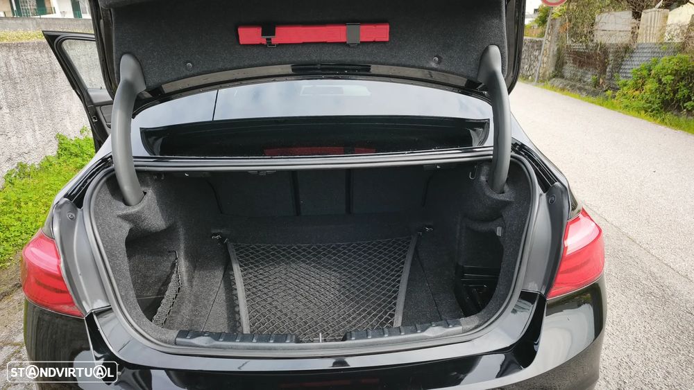 BMW 320 d Efficient Dynamic Edition Sport-Aut. Sport Line - 11