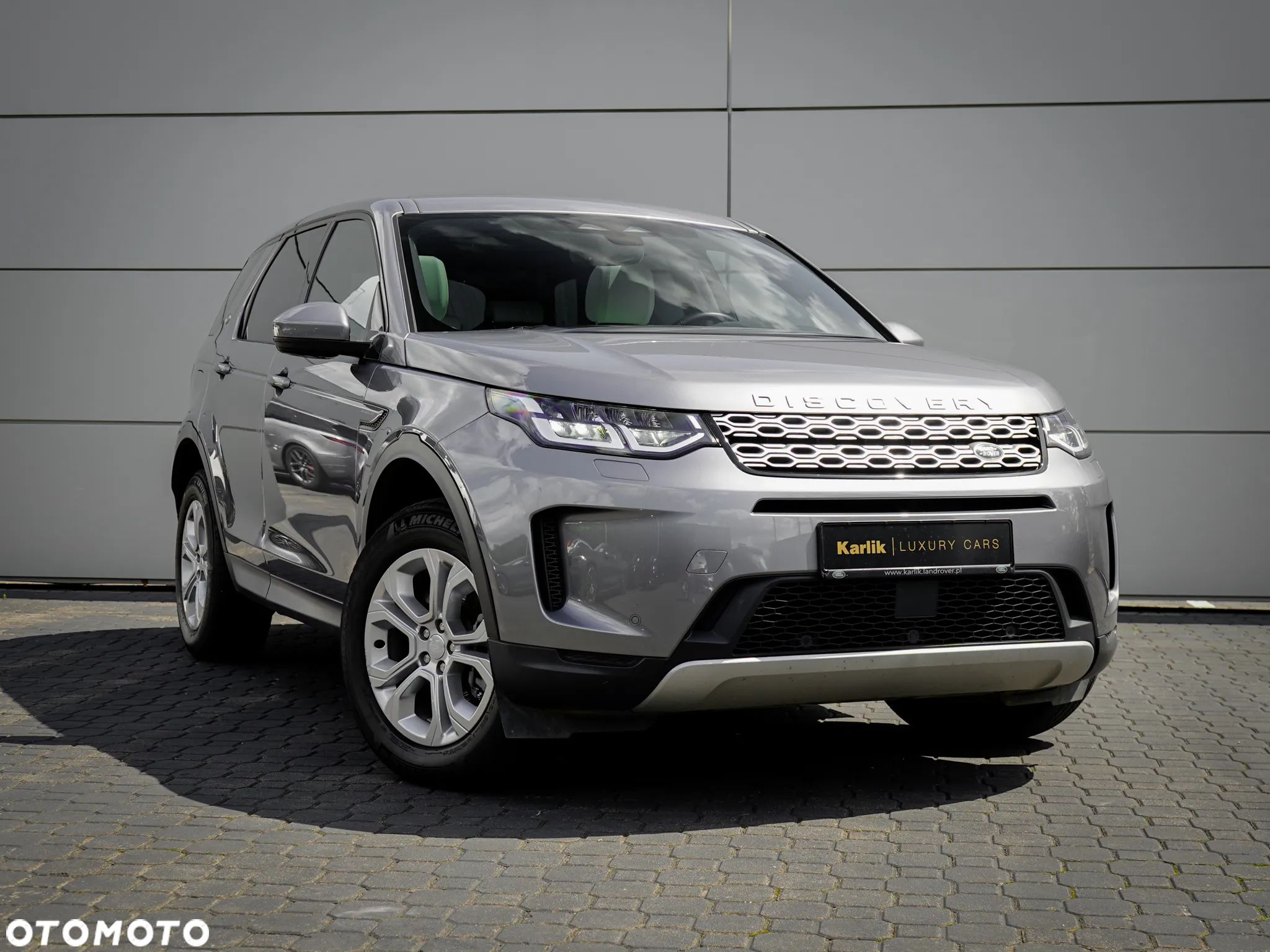 Land Rover Discovery Sport - 1