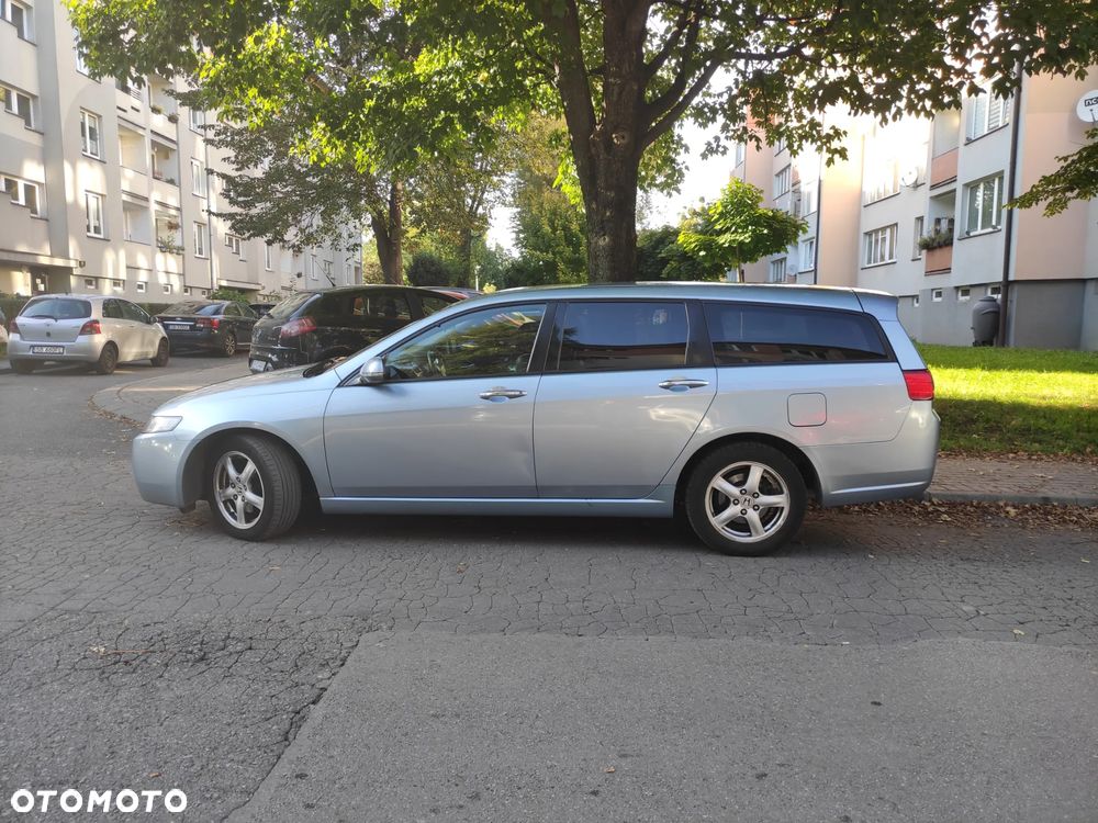 Honda Accord Tourer 2.0 i Executive - 4