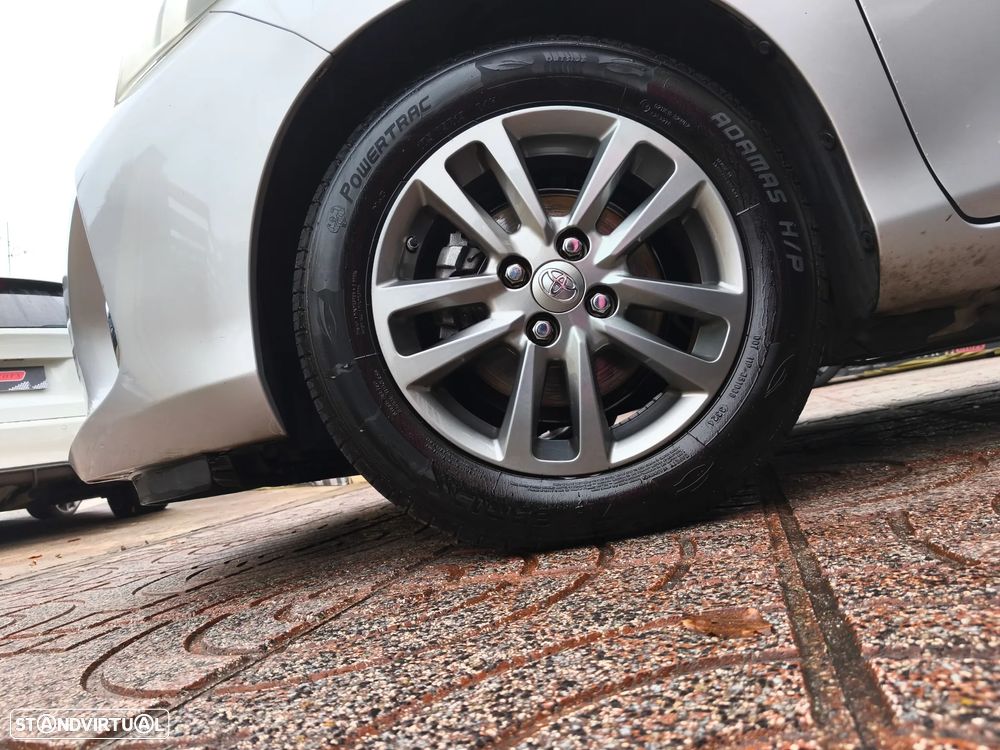 Toyota Yaris 1.4 D-4D Comfort 99g - 14