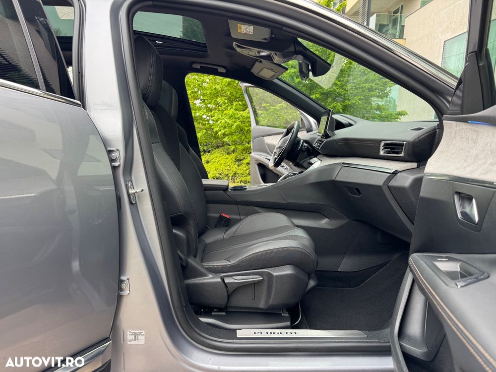 Peugeot 3008 PHEV 300 EAT8 4X4 GT - 26