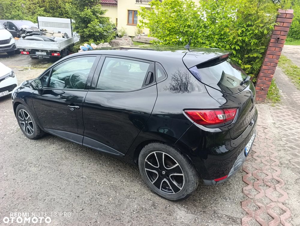 Renault Clio 1.2 16V 75 LIMITED - 39