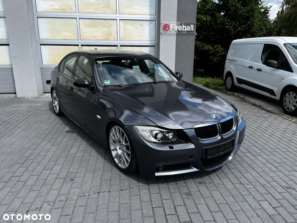 BMW Seria 3 320i - 3