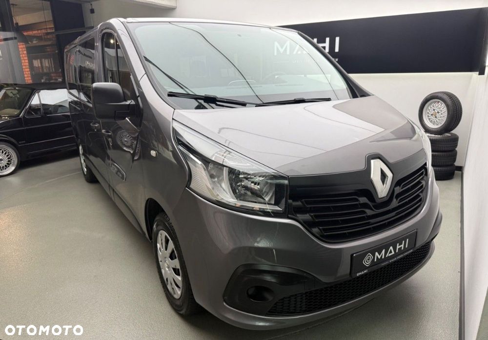 Renault Trafic - 2