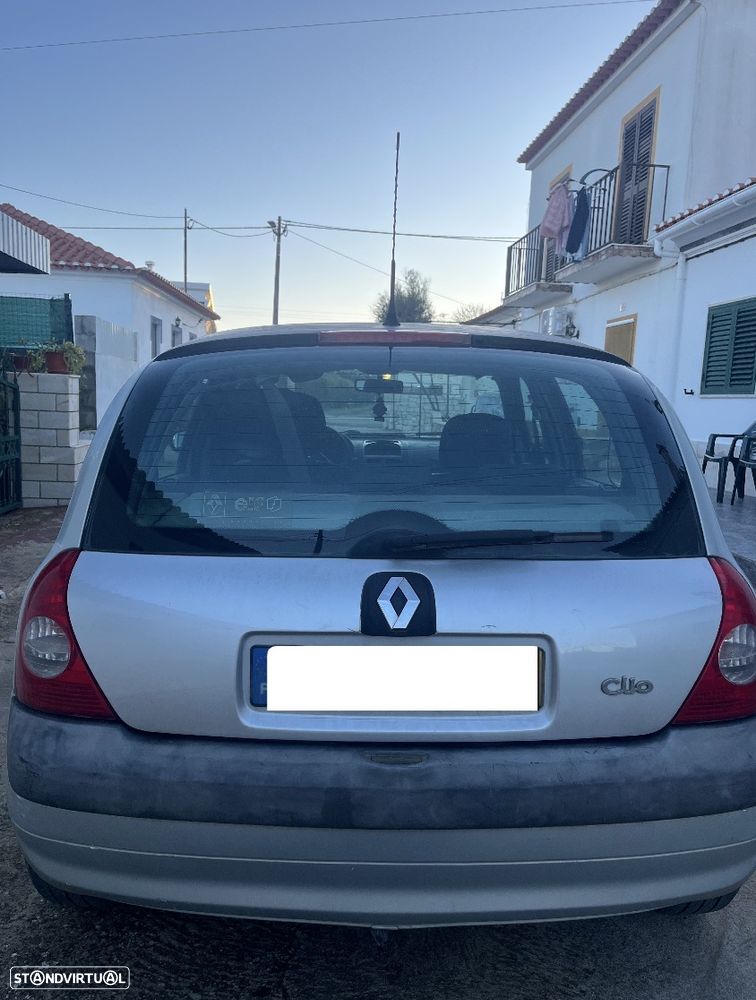 Renault Clio - 2