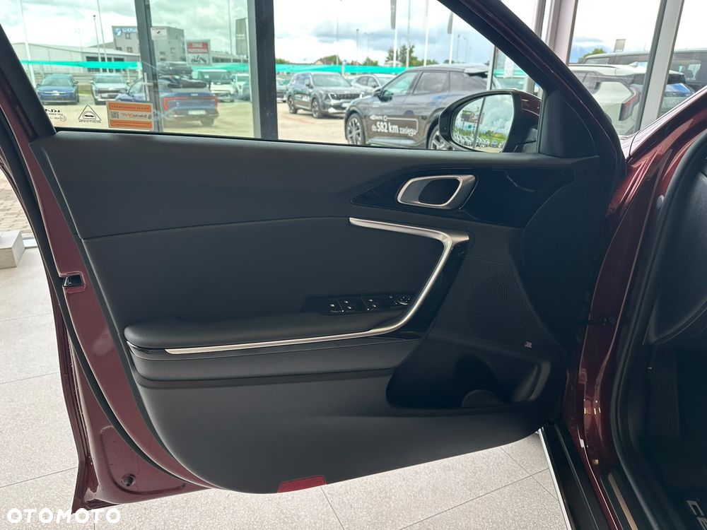 Kia XCeed 1.6 T-GDI Business Line DCT - 6