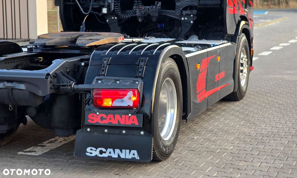 Scania R450 ❗️STANDARD / HYDRAULIKA / ALUFELGI / NAVI / LED / VIRTUAL COCKPIT / DUŻE ZBIORNIKI / ZABUDOWY MIĘDZYOSIOWE / RETARDER / LODÓWKA / ACC / NOWE SPRZĘGŁO I HAMULCE / BEZ EGR / SALON POLSKA ❗️ - 19