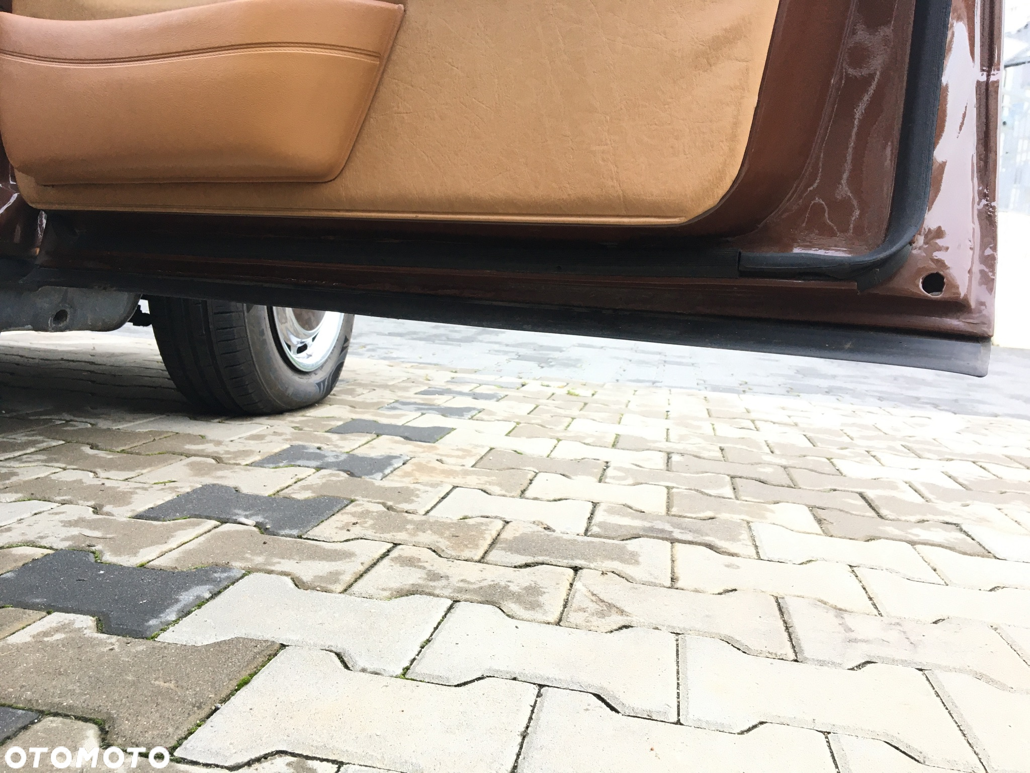 Mercedes-Benz W123 - 17