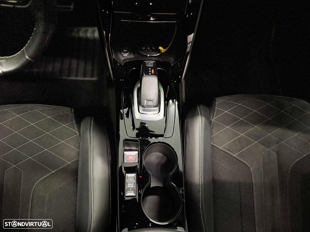 Peugeot 2008 1.2 PureTech GT Pack EAT8 - 35