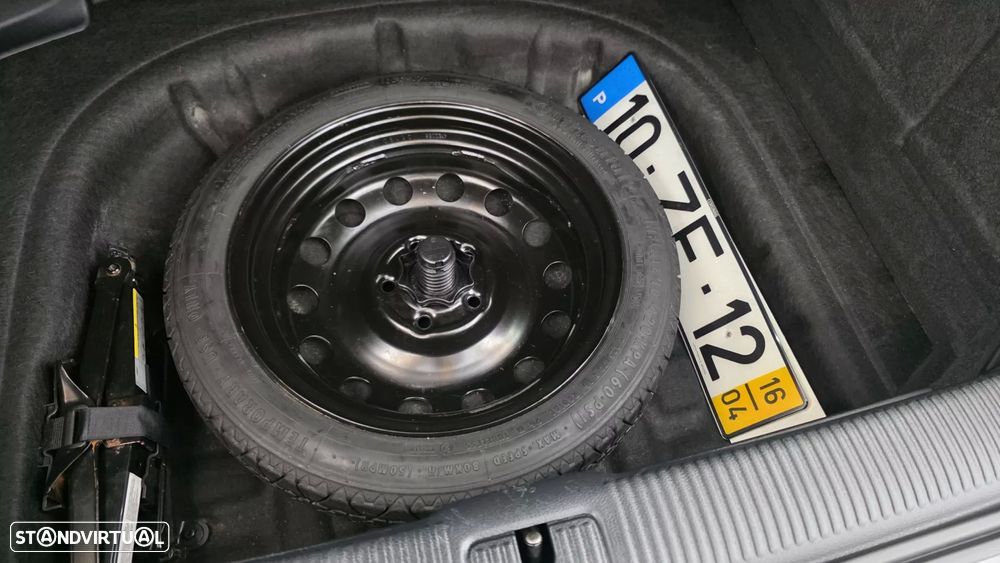 Audi A3 Sportback 1.6 TDI Advance S tronic - 23