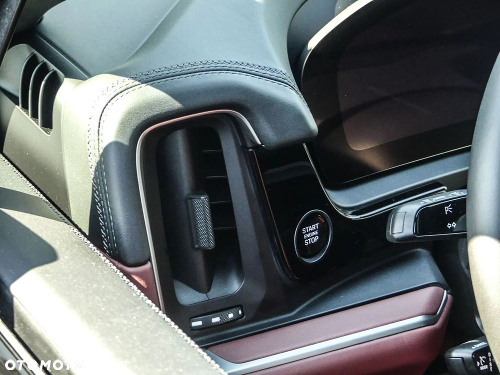 Porsche Cayenne Coupe E-Hybrid PHEV - 15