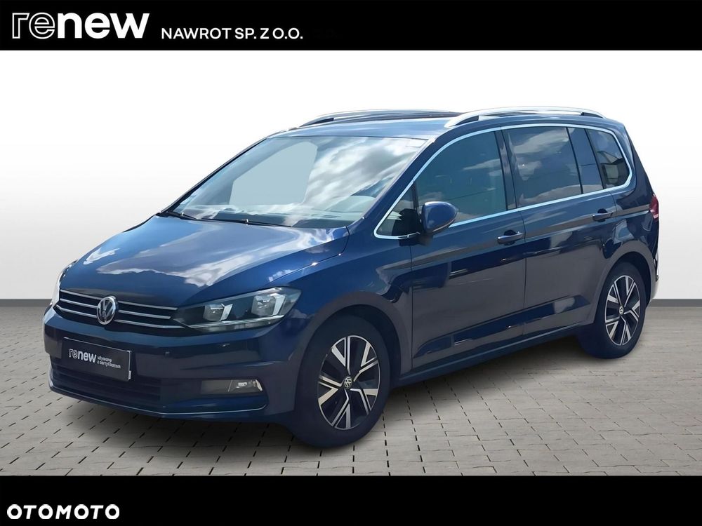 Volkswagen Touran - 1