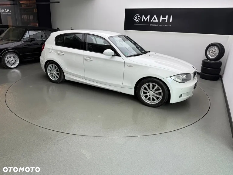 BMW Seria 1 118d DPF Edition Sport - 14