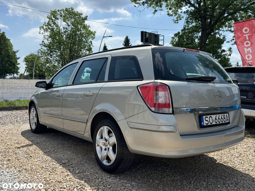 Opel Astra - 2