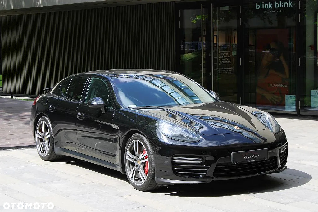Porsche Panamera GTS PDK - 2