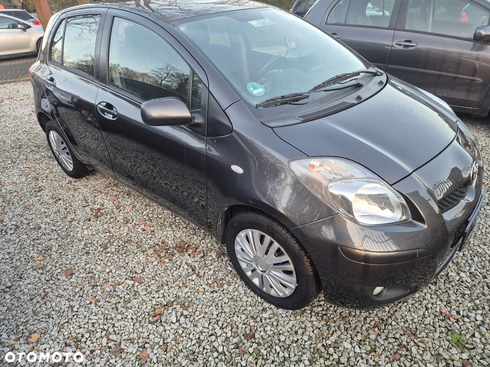 Toyota Yaris 1.33 VVT-i Executive - 8