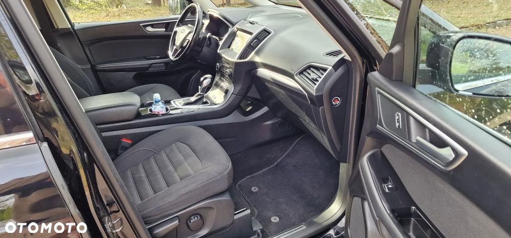 Ford Galaxy - 12