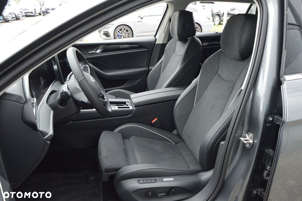 Volkswagen Passat Variant 2.0 TSI Business Plus DSG - 10