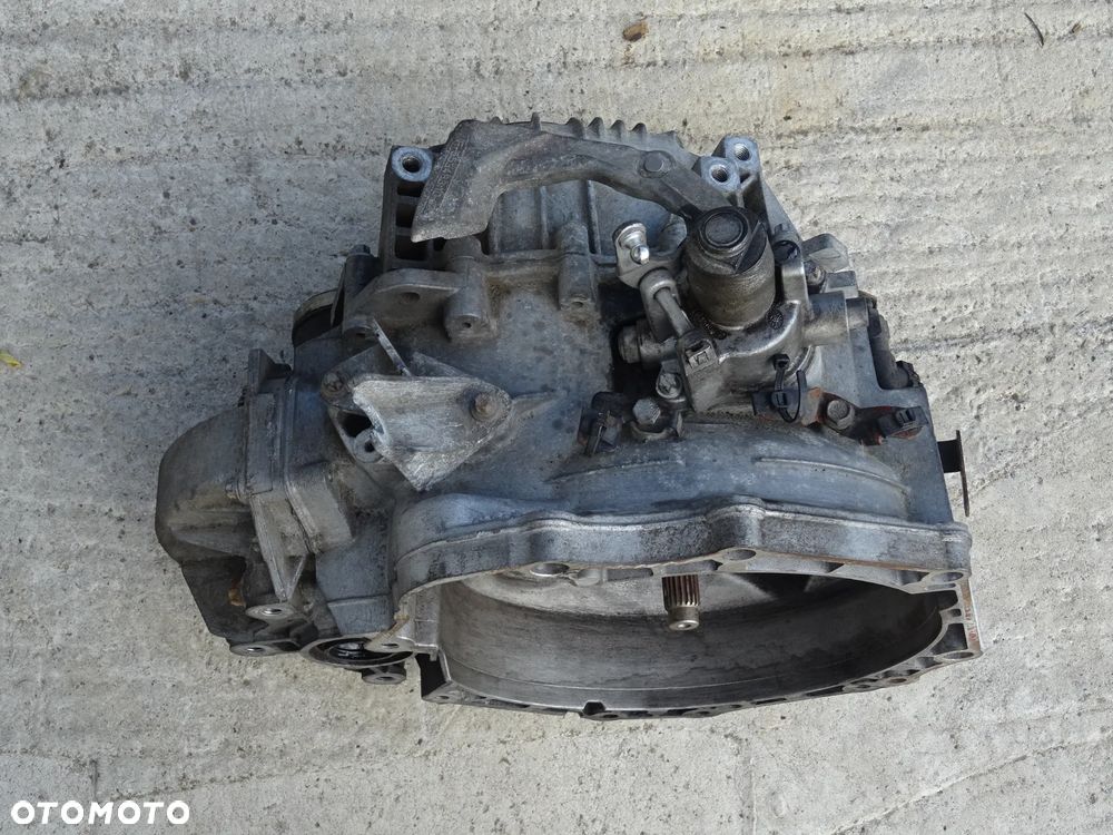 OPEL INSIGNIA 1,6 TURBO SKRZYNIA BIEGÓW 6 MANUAL M32 - 2