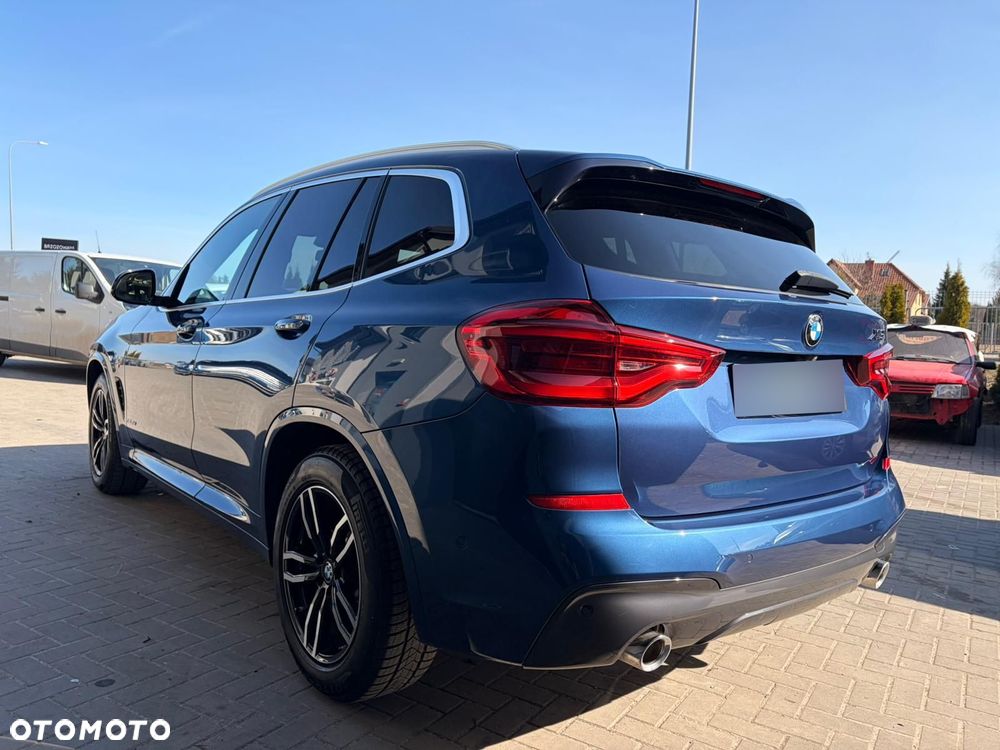 BMW X3 xDrive20d M Sport Edition - 4