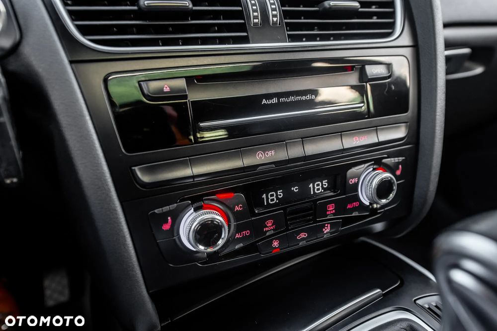 Audi A4 Avant 2.0 TFSI quattro S tronic S line Sportpaket - 32