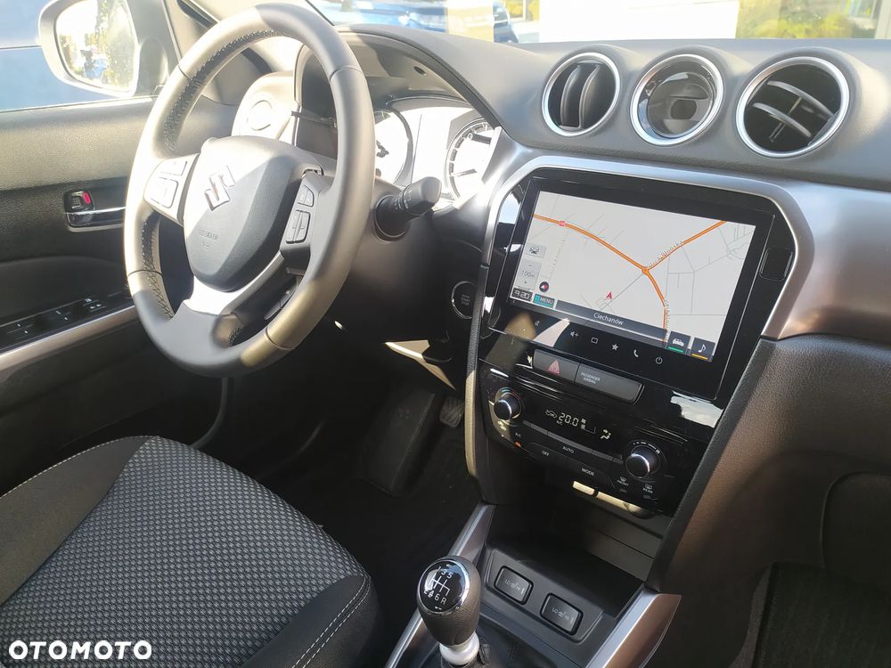 Suzuki Vitara 1.4 Boosterjet mHEV Premium Plus 2WD - 25