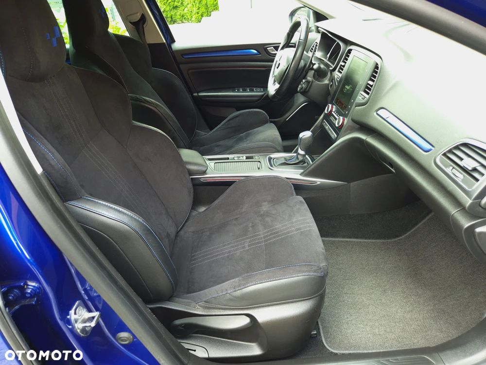 Renault Megane ENERGY TCe 205 EDC GT - 31