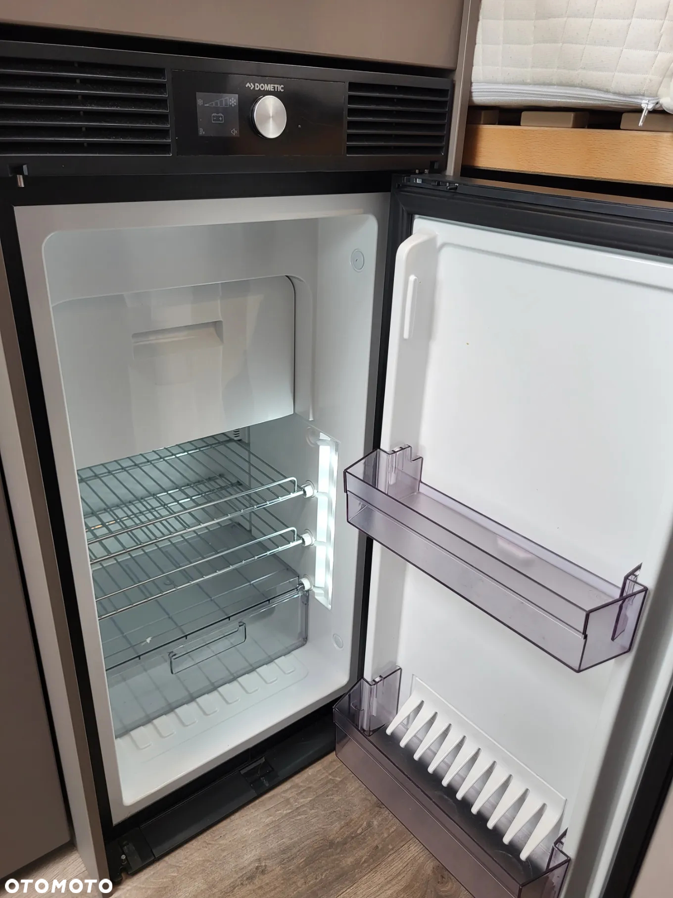 LMC INNOVAN 590 - Kampervan dla 2-3 osób - 29