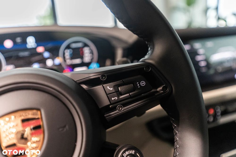 Porsche Cayenne E-Hybrid PHEV Black Edition - 18