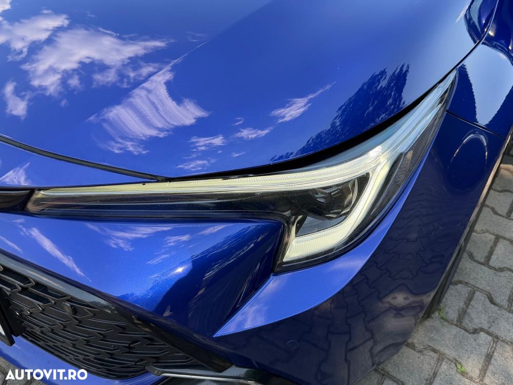 Toyota Corolla - 11
