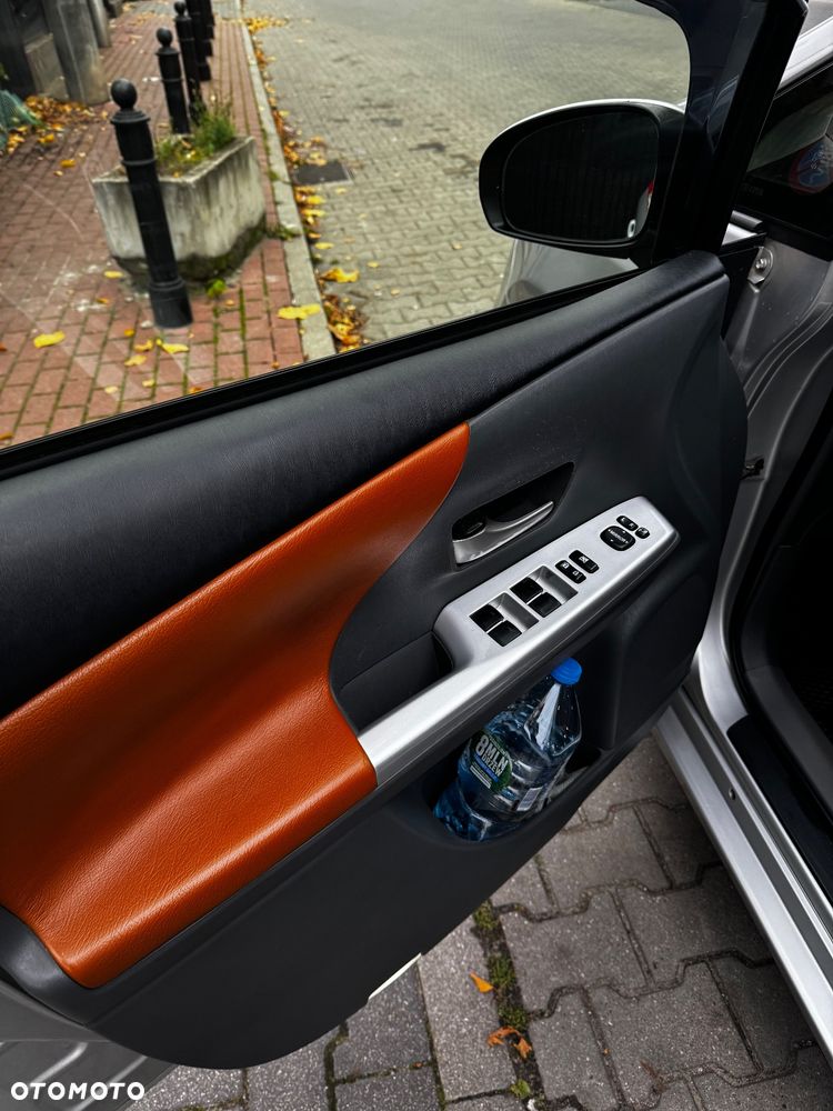 Toyota Prius+ 1.8 HSD Premium - 14