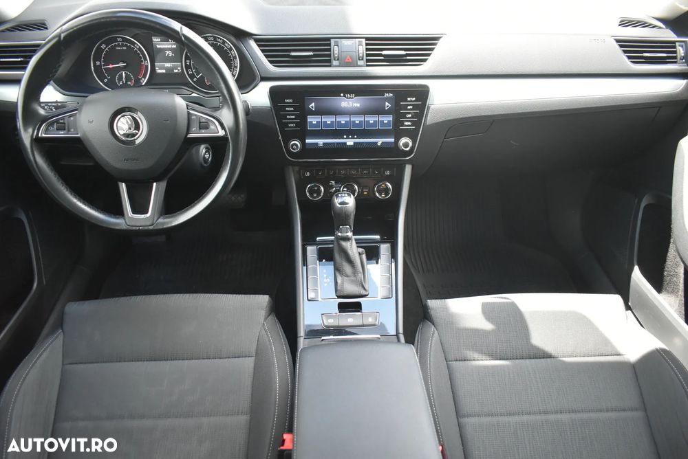 Skoda Superb 2.0 TDI DSG Ambition - 16
